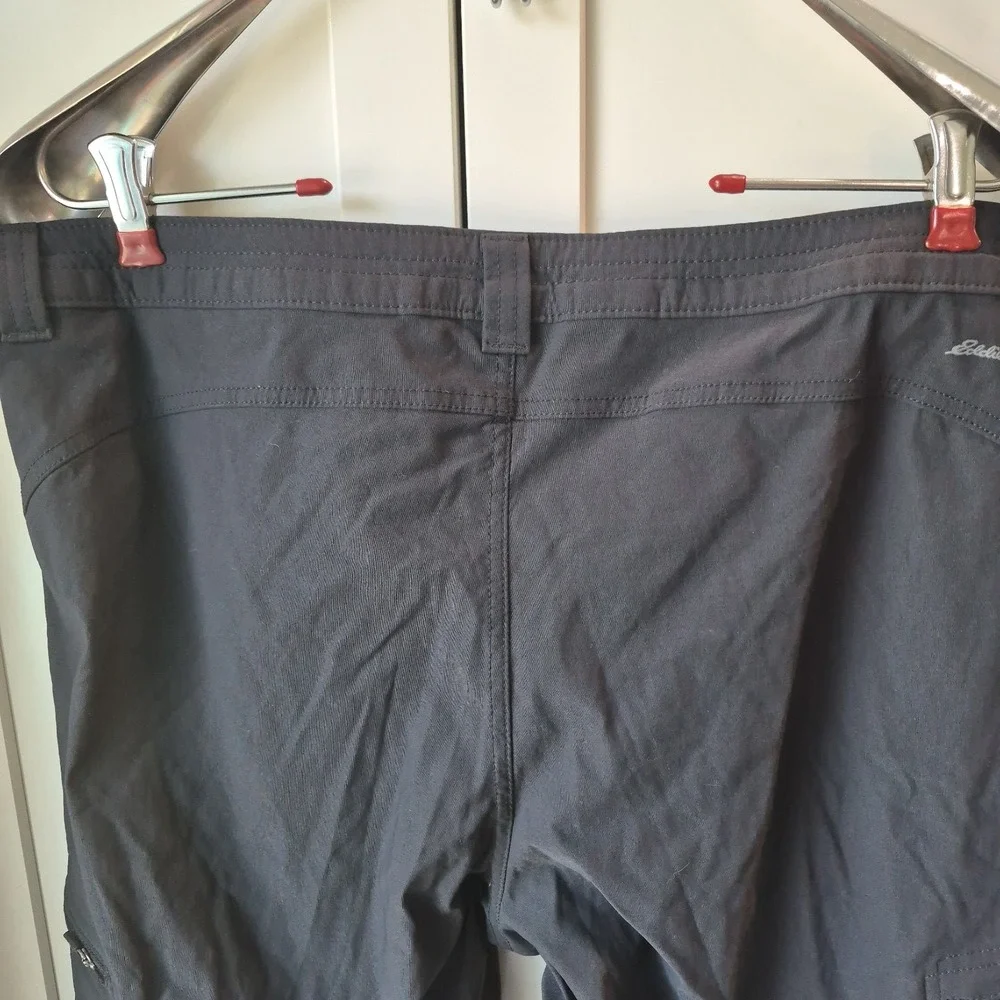 Eddie Bauer Cropped Hiking Pants Womens Size 12 Ruched Legs Black - Picture 11 of 12